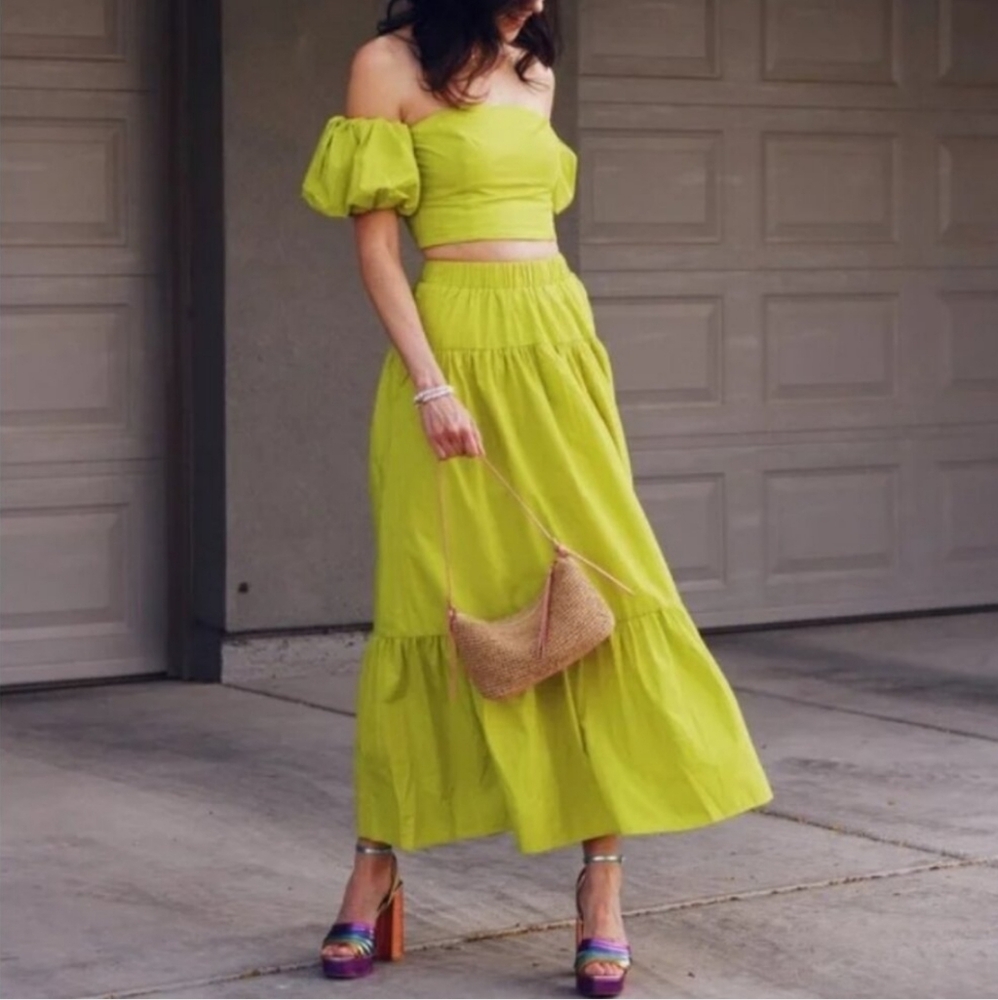 Abercrombie & Fitch Lime Green Off-Shoulder Top